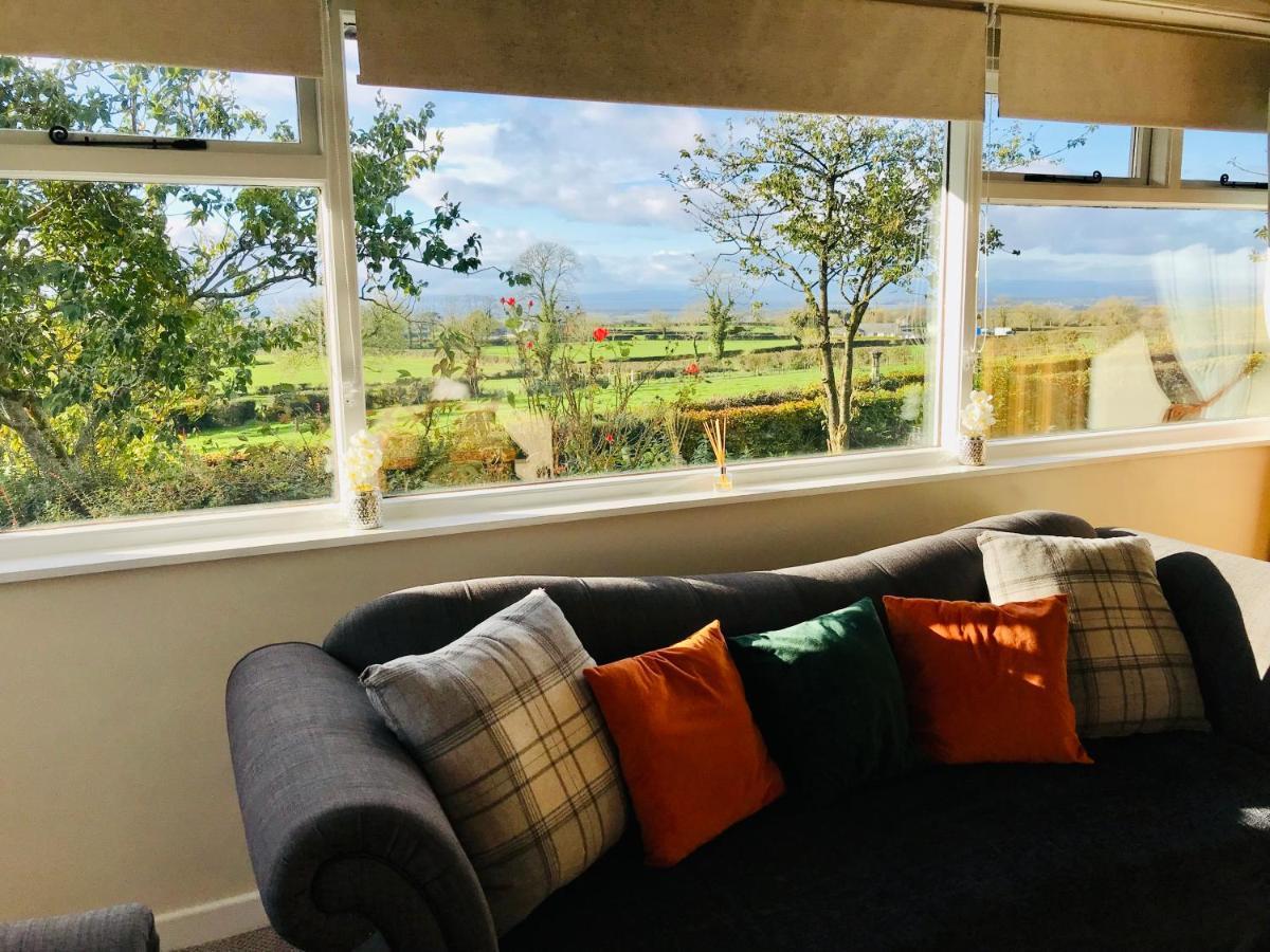 Eden Cottage ลิสเบิร์น ภายนอก รูปภาพ